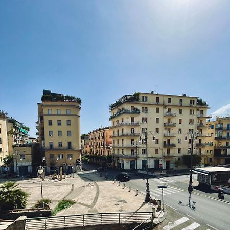 Bluceleste Salerno Centro エクステリア 写真